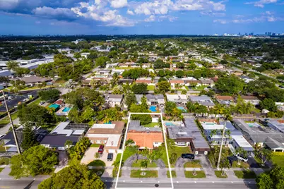 2141 N 56th Avenue, Hollywood, FL 33021 - Photo 26
