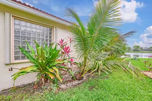 2649 Clipper Cir, West Palm Beach, FL 33411 - Photo 12