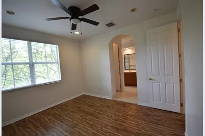 2851 W Prospect Road #1211, Tamarac, FL 33309 - Photo 16