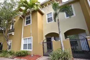 2851 W Prospect Rd, Tamarac, FL 33309 - Photo 2