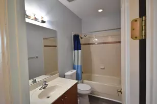 2851 W Prospect Rd, Tamarac, FL 33309 - Photo 10