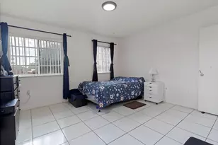 700 SE 9th Ct, Hialeah, FL 33010 - Photo 38