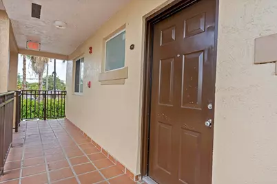 700 SE 9th Court #206, Hialeah, FL 33010 - Photo 6