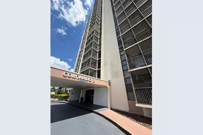 20301 W Country Club Drive #329, Aventura, FL 33180 - Photo 14