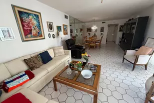 20301 W Country Club Dr, Aventura, FL 33180 - Photo 4
