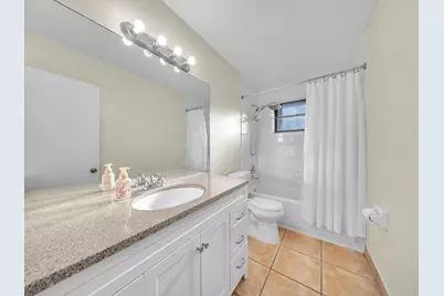 9867 Riverside Drive, Coral Springs, FL 33071 - Photo 18
