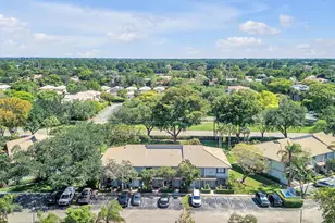 9867 Riverside Dr, Coral Springs, FL 33071 - Photo 28