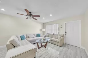 9867 Riverside Dr, Coral Springs, FL 33071 - Photo 4