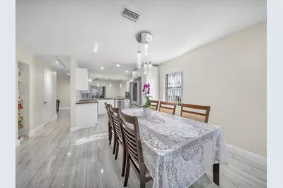 9867 Riverside Drive, Coral Springs, FL 33071 - Photo 6