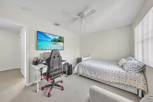 9867 Riverside Dr, Coral Springs, FL 33071 - Photo 20