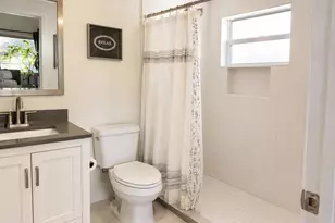 1437 NW 4th Ave, Fort Lauderdale, FL 33311 - Photo 2