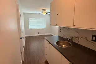 909 NE 10th Ave, Pompano Beach, FL 33060 - Photo 14