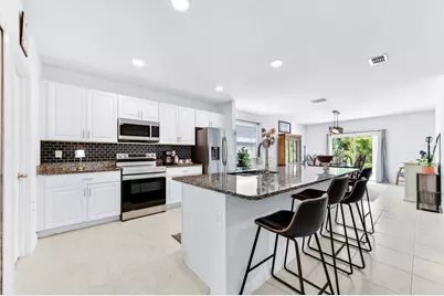 180 SE Dolphin St Street SE, Palm Bay, FL 32909 - Photo 10