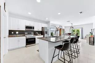180 SE Dolphin St Street SE, Palm Bay, FL 32909 - Photo 10
