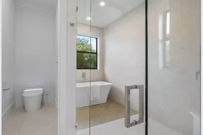 725 SE 4th Avenue, Delray Beach, FL 33483 - Photo 32