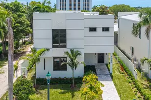 725 SE 4th Ave, Delray Beach, FL 33483 - Photo 2