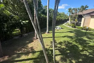 435 Pine Glen Ln, Greenacres, FL 33463 - Photo 2