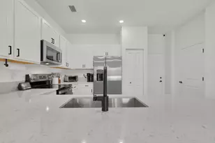 4246 Lagoon Shore Dr, Greenacres, FL 33467 - Photo 4