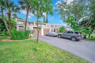3073 N Palm Aire Dr, Pompano Beach, FL 33069 - Photo 32