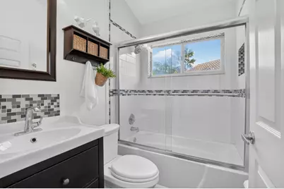 7550 Ironbridge Circle, Delray Beach, FL 33446 - Photo 14