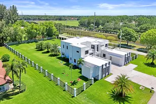 11201 SW 3rd St, Plantation, FL 33325 - Photo 6