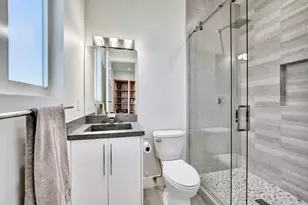 11201 SW 3rd St, Plantation, FL 33325 - Photo 32