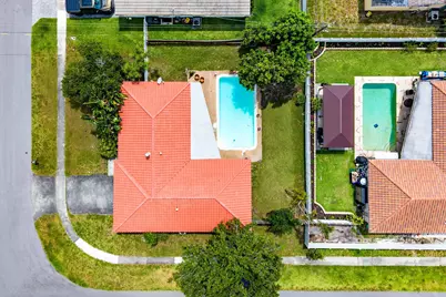 2 Tam O Shanter Lane, Boca Raton, FL 33431 - Photo 34