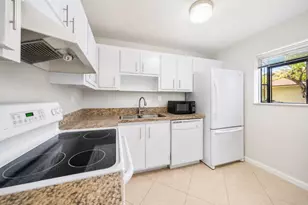 503 Gardens Dr, Pompano Beach, FL 33069 - Photo 4