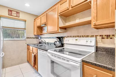 840 N High Point Blvd Boulevard N #B, Delray Beach, FL 33445 - Photo 6