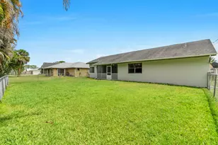 731 SE Majestic Terrace, Port Saint Lucie, FL 34983 - Photo 38