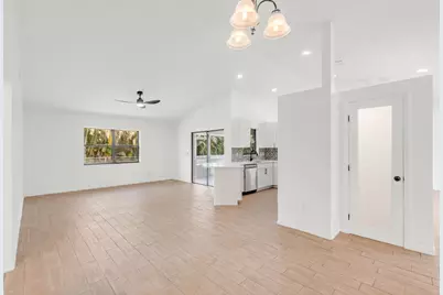 731 SE Majestic Terrace, Port Saint Lucie, FL 34983 - Photo 10