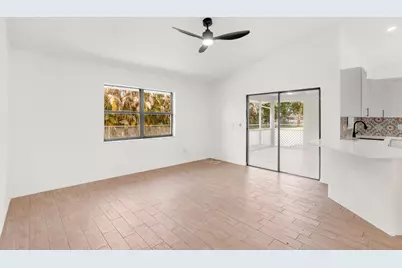 731 SE Majestic Terrace, Port Saint Lucie, FL 34983 - Photo 32