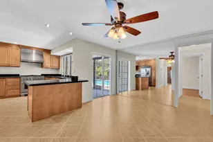 2411 NW 87th Ave, Sunrise, FL 33322 - Photo 30