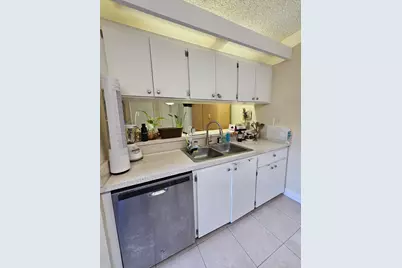 209 Charter Way, West Palm Beach, FL 33407 - Photo 8