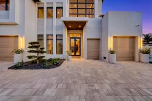748 NE 72nd St, Boca Raton, FL 33487 - Photo 2