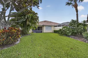 8154 Montserrat Pl, Wellington, FL 33414 - Photo 48