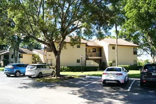 3781 Cocoplum Cir, Coconut Creek, FL 33063 - Photo 10