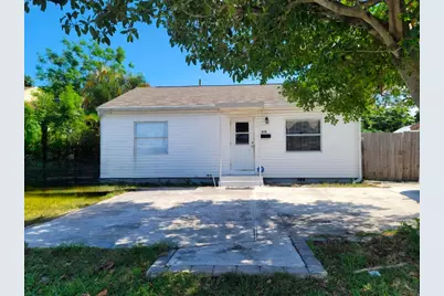 618 Hunter Street, West Palm Beach, FL 33405 - Photo 1