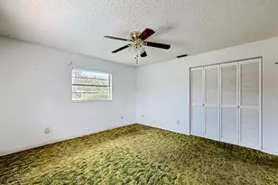 2402 Newport Dr, Fort Pierce, FL 34982 - Photo 40