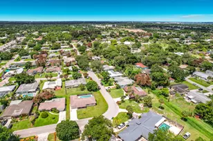 2402 Newport Dr, Fort Pierce, FL 34982 - Photo 60