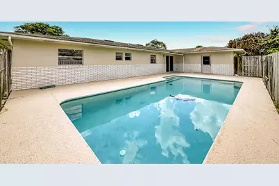 2402 Newport Drive, Fort Pierce, FL 34982 - Photo 2