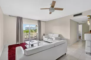 4330 Hillcrest Dr, Hollywood, FL 33021 - Photo 4