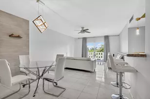 4330 Hillcrest Dr, Hollywood, FL 33021 - Photo 1
