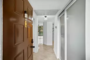 10401 W Broward Blvd, Plantation, FL 33324 - Photo 14