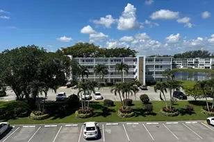1044 Cambridge C, Deerfield Beach, FL 33442 - Photo 2