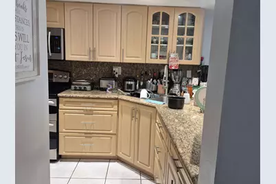 7101 W 24th Avenue #45, Hialeah, FL 33016 - Photo 4