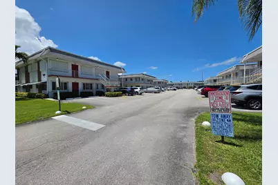 3320 Lake Osborne Drive #109, Lake Worth Beach, FL 33461 - Photo 12