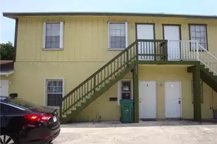 1633 W 28th St, Riviera Beach, FL 33404 - Photo 1