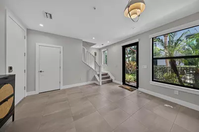 625 NE 22nd Drive, Wilton Manors, FL 33305 - Photo 4
