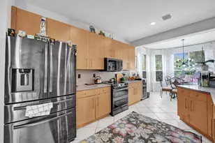 18623 SW 7th St, Pembroke Pines, FL 33029 - Photo 38